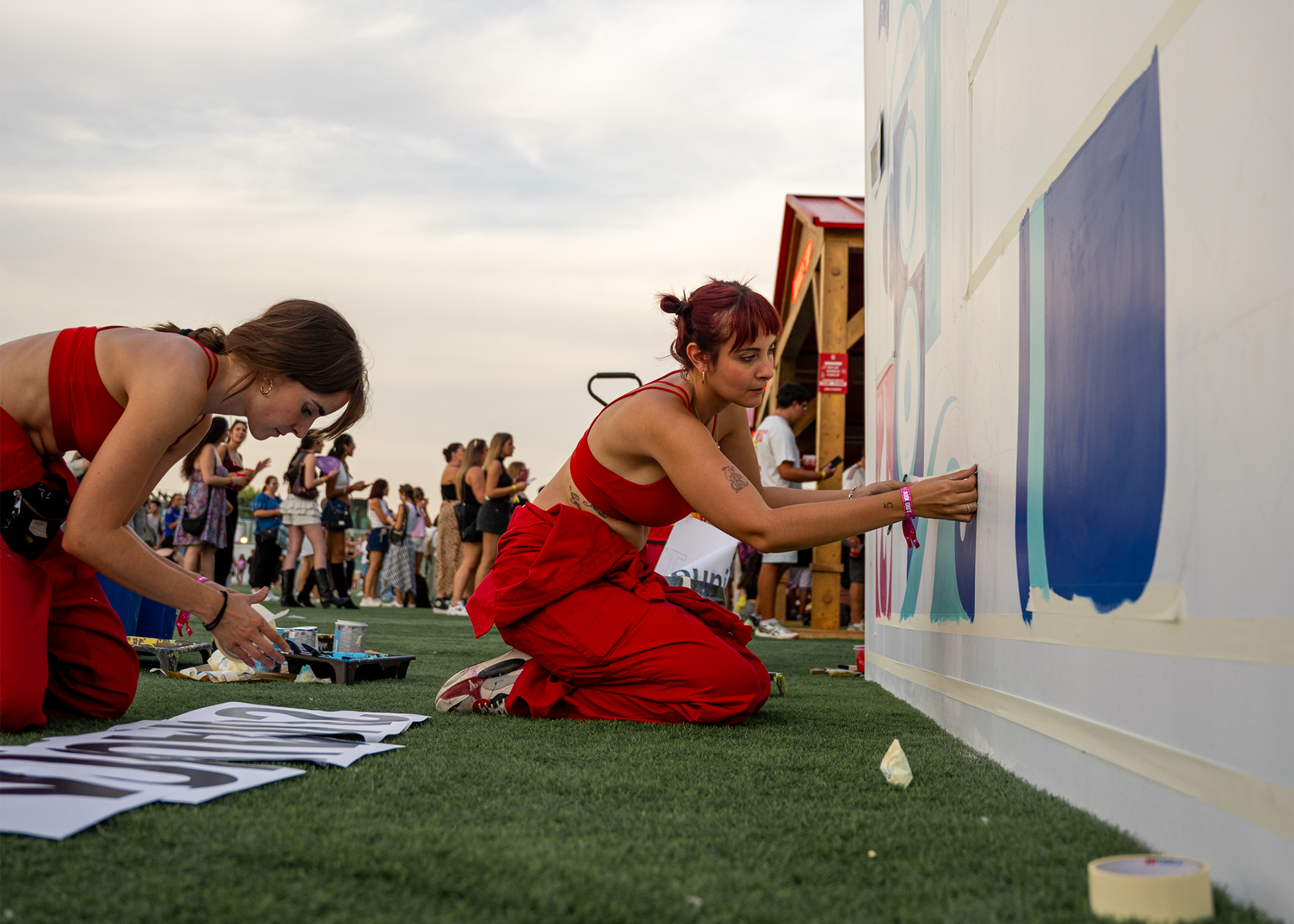 accion live painting dos monos rojos ccme